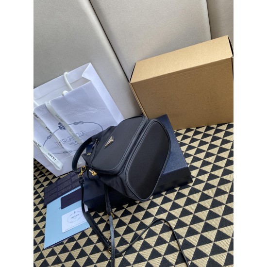 Prada Duet Re Nylon bucket bag