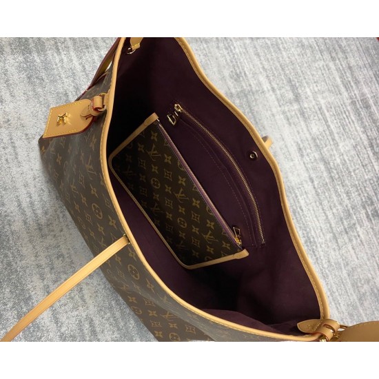  LOUIS VUITTON Monogram Carryall Medium